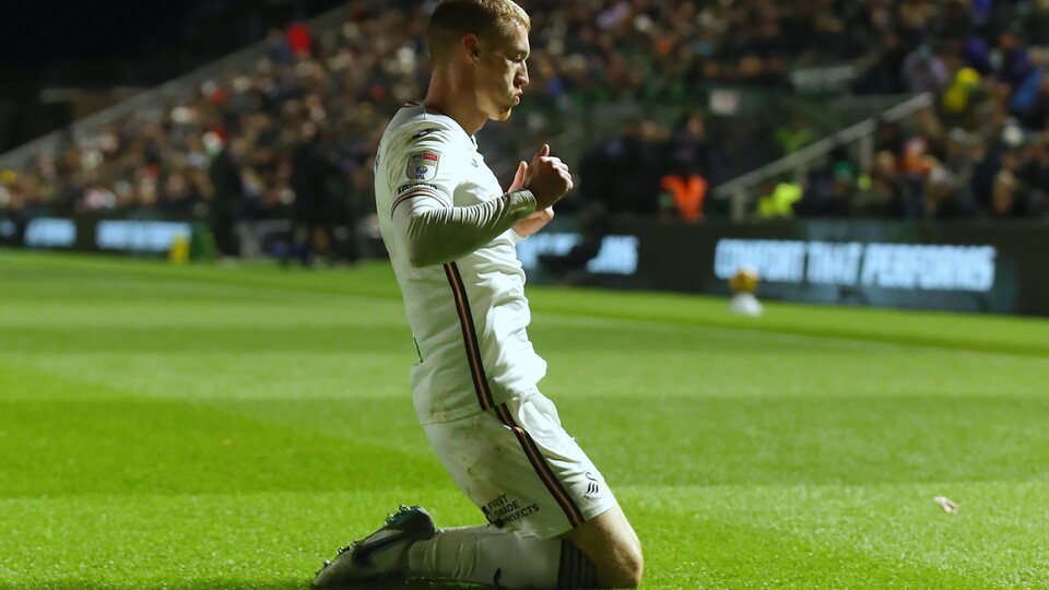 Fulton cele v Plymouth