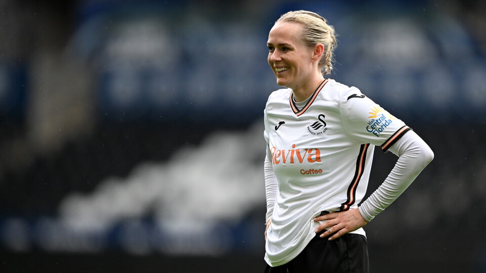 Robyn Pinder Swans Women