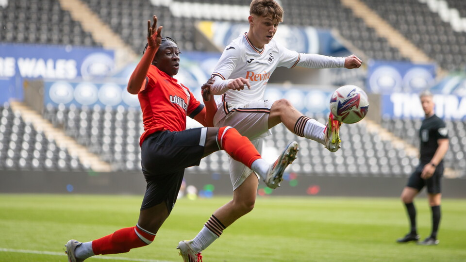 Swans U17s v Luton U17s