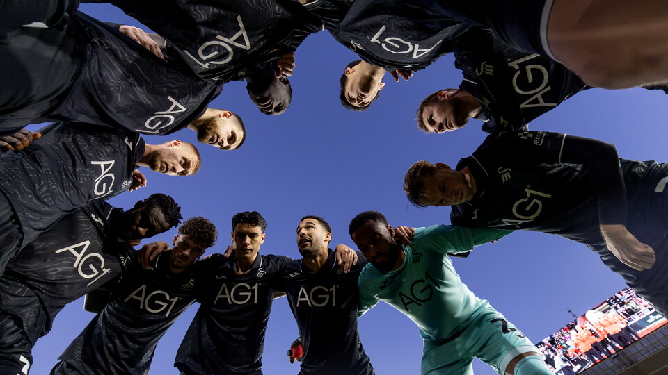 Away huddle third kit