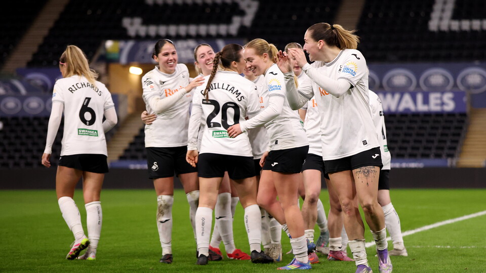 Swans Women vs Barry