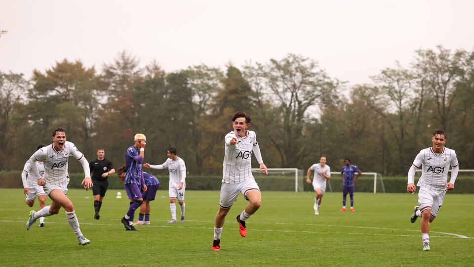 Yori Griffith U21 cele Charlton 
