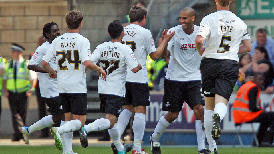 Darren Pratley Swansea v Millwall 