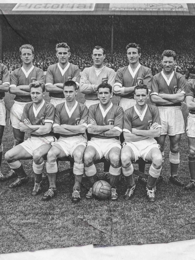 Wales Squad featuring Cliff Jones