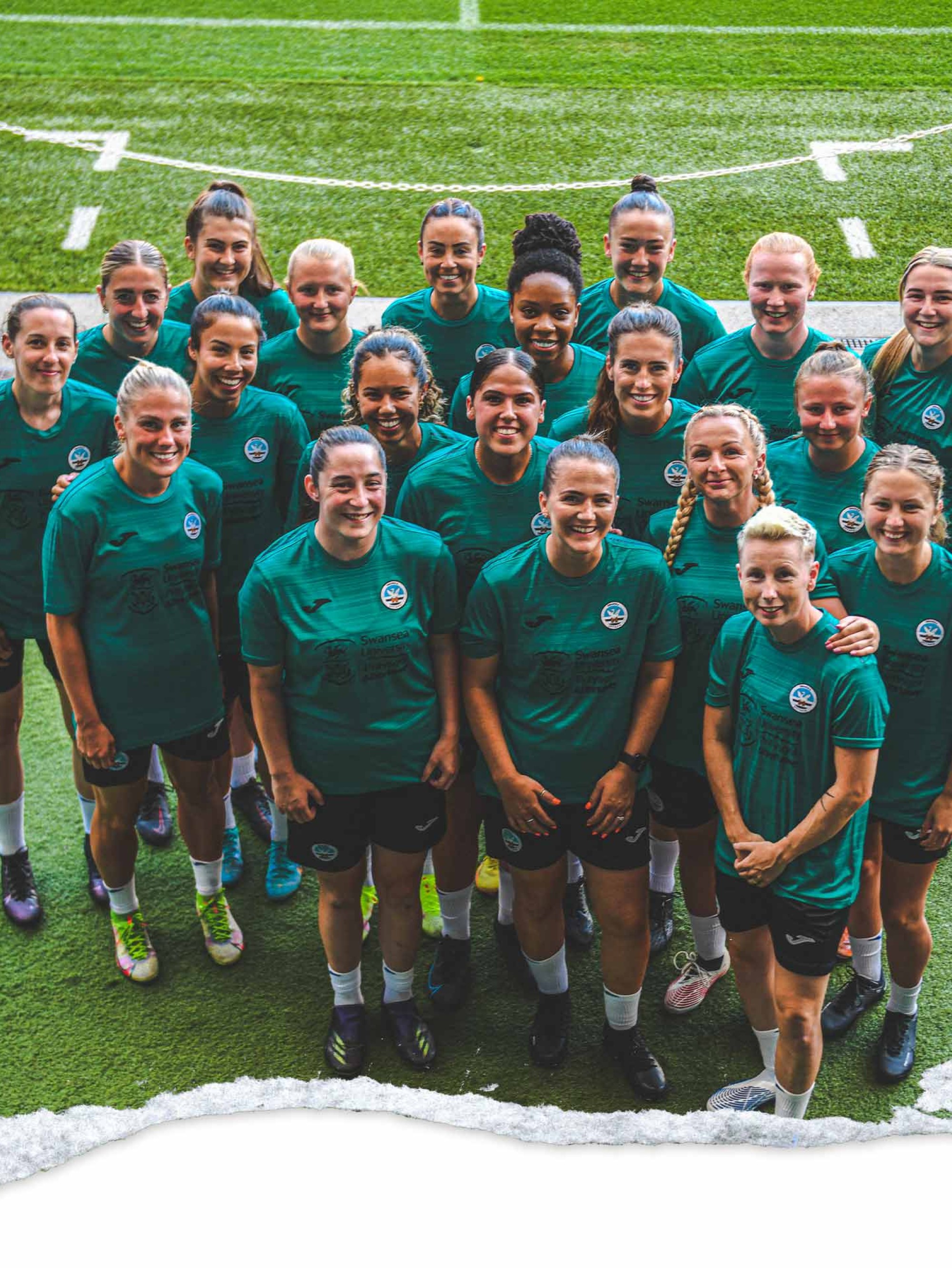 swans-ladies-squad-photo-bg-02