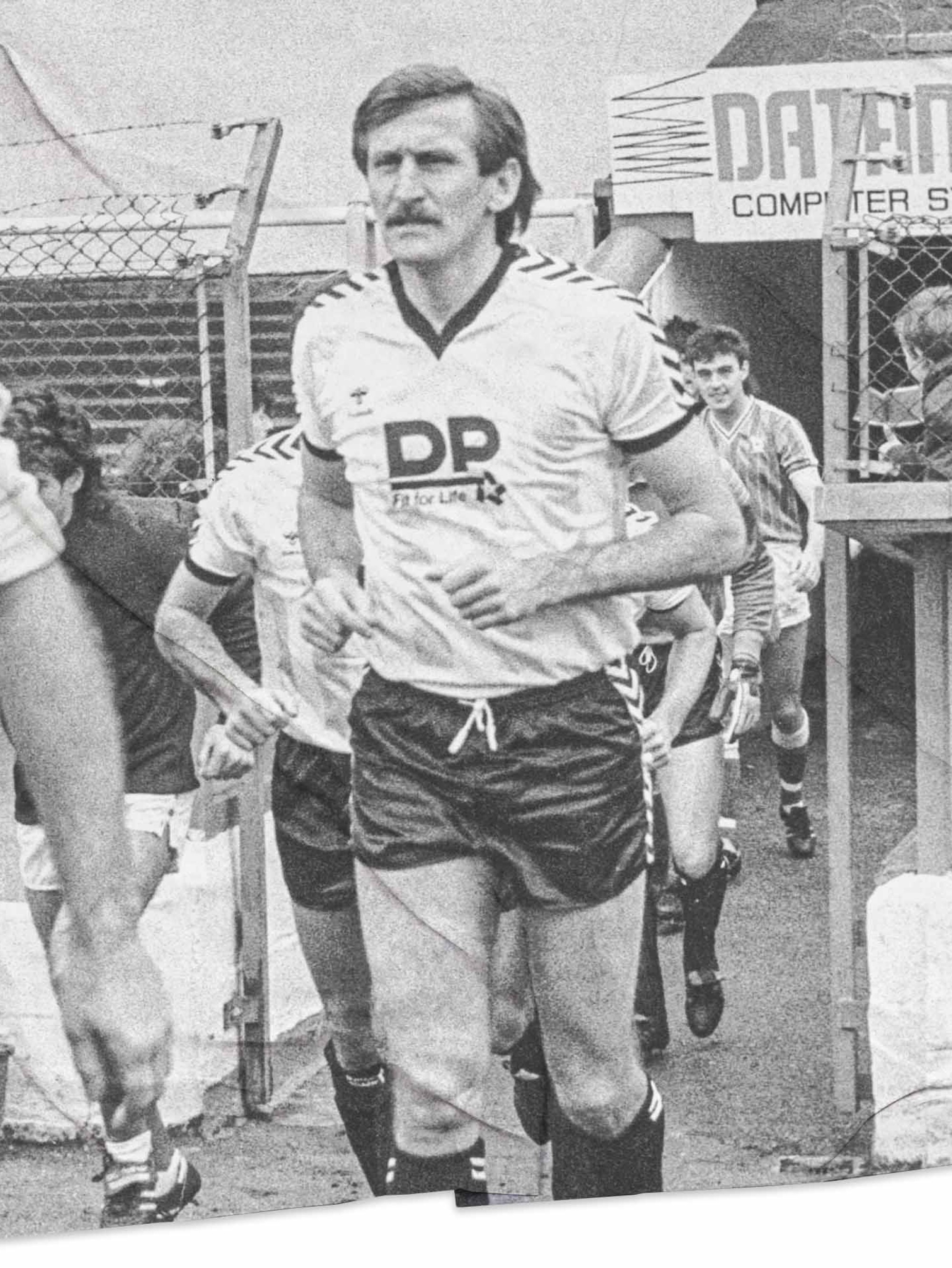 Tommy Hutchinson for Swansea City at Ninian Park 