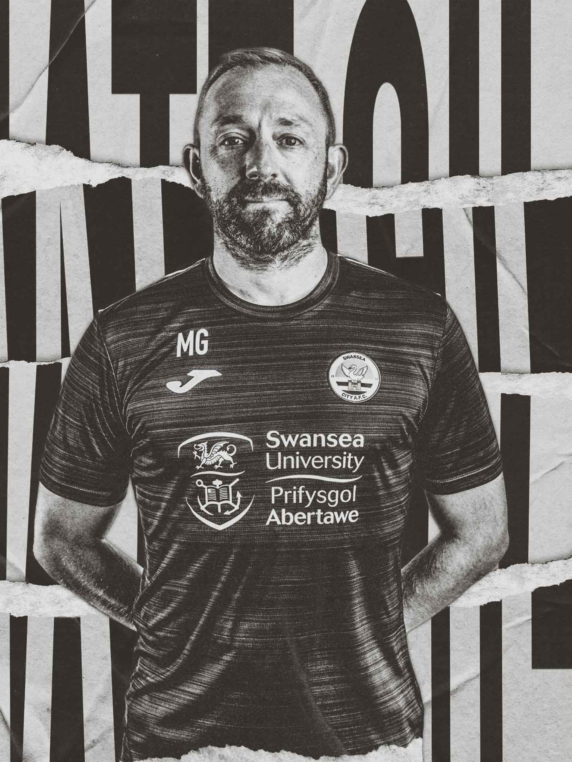 issue-13-programme-22-23-cover-1x1-v01