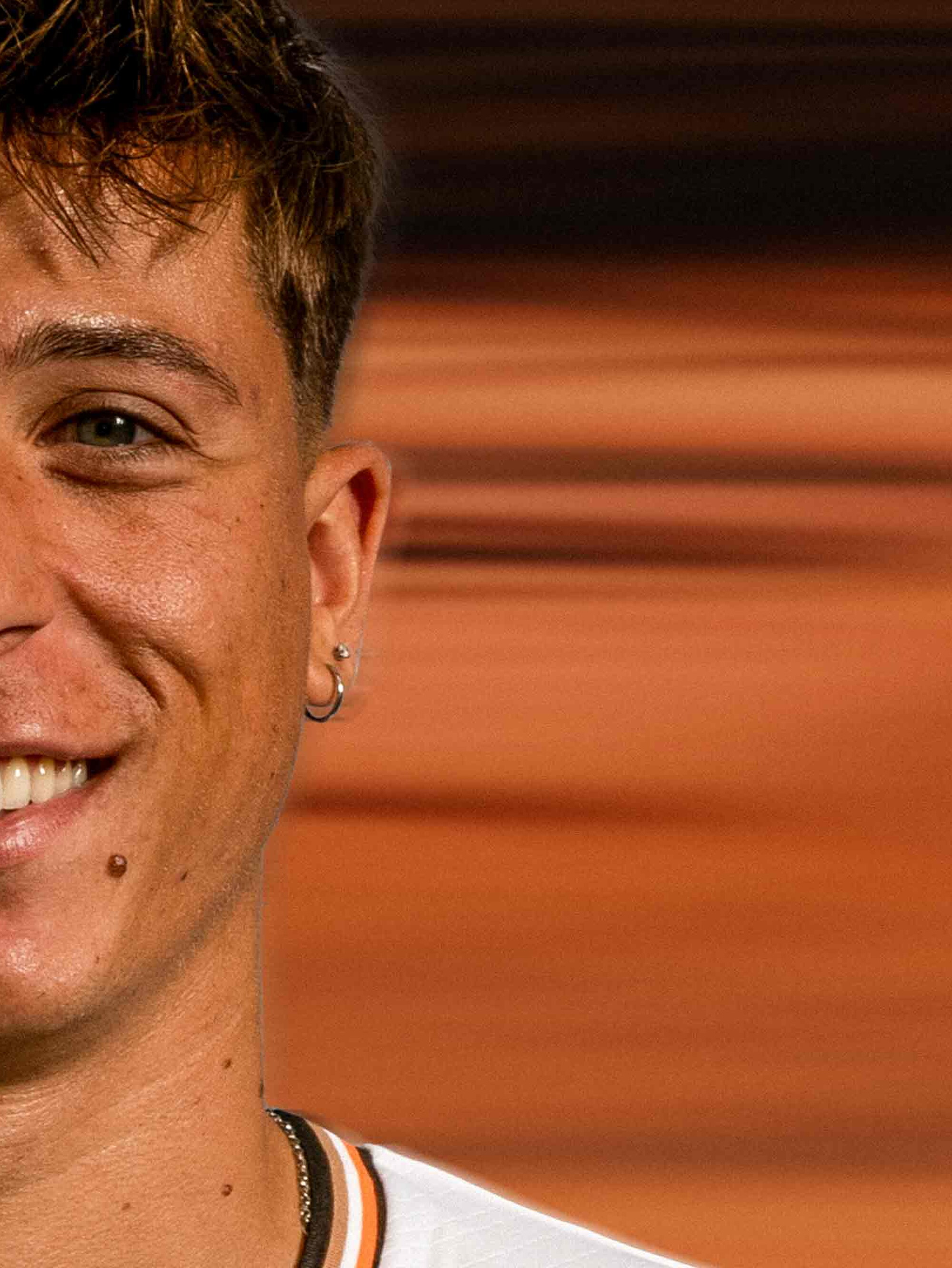 cover-goncalo-franco-millwall-issue-8-24-25