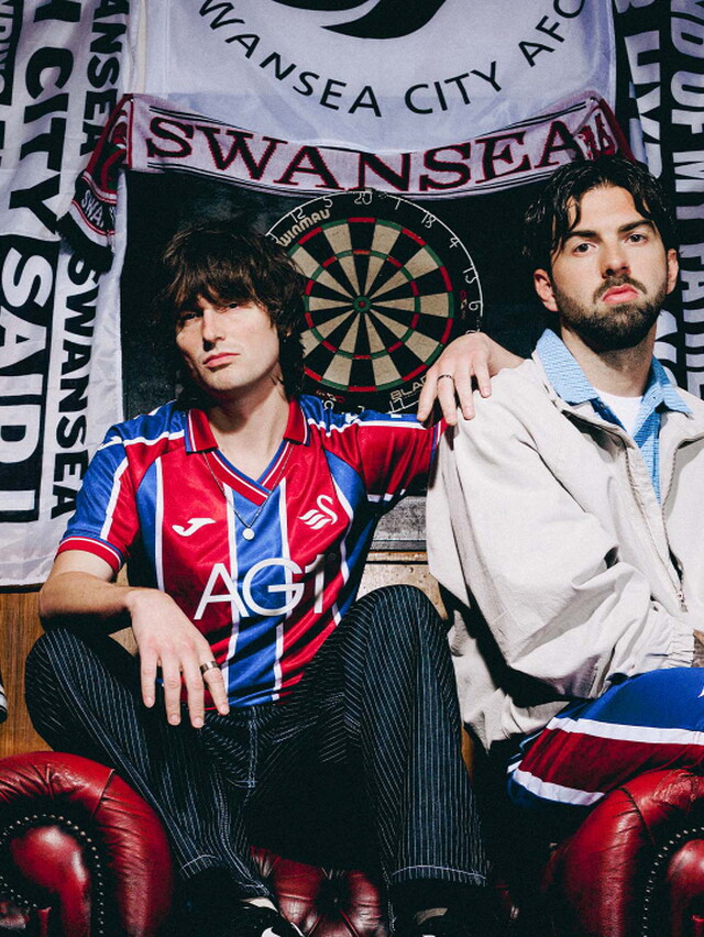Away Kit