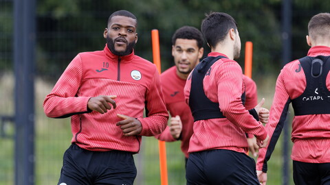 Olivier Ntcham Training | Swansea