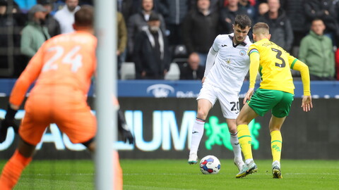 Liam Cullen v West Brom