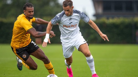 Jerry Yates v Newport County