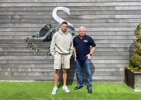 Amroc player sponsorship