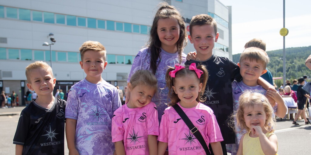 www.swanseacity.com