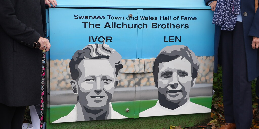 www.swanseacity.com