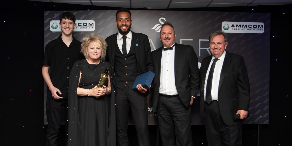 www.swanseacity.com