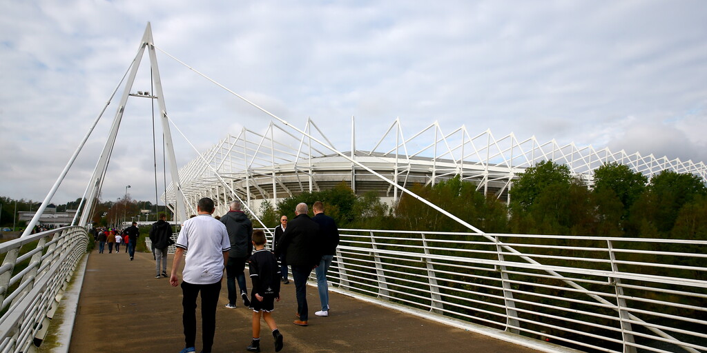 www.swanseacity.com