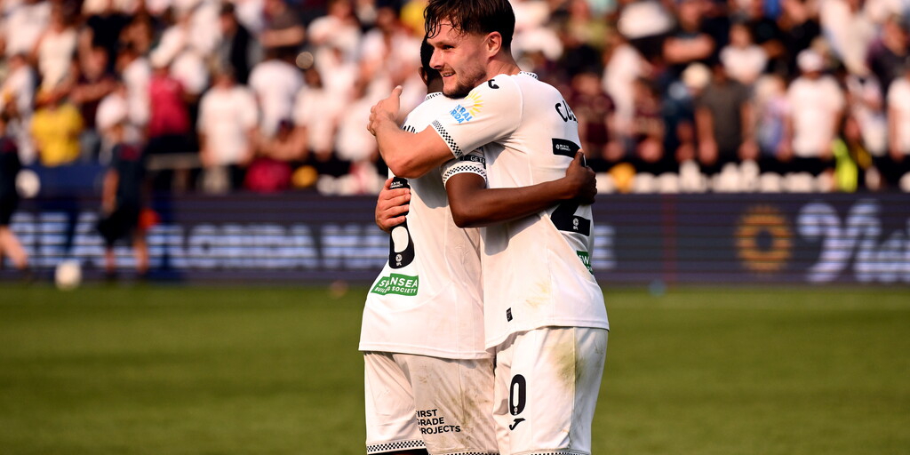 www.swanseacity.com