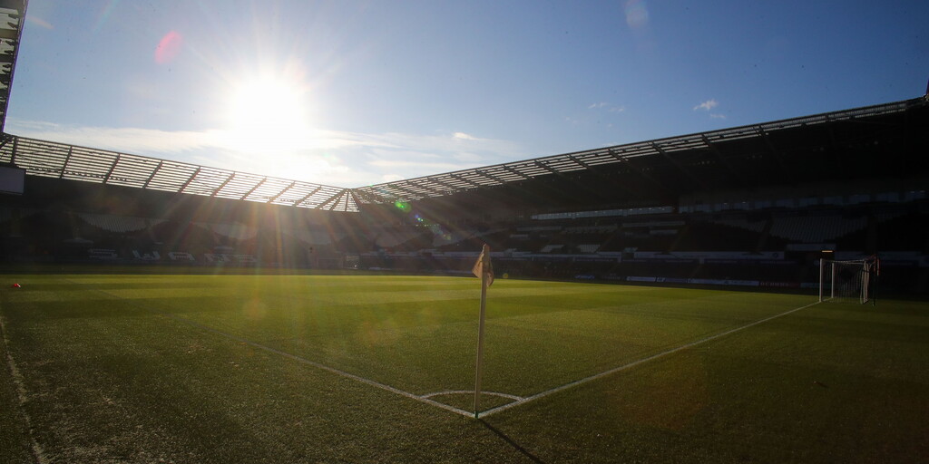 www.swanseacity.com