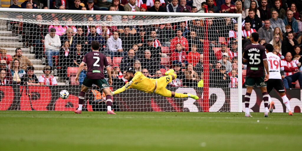 www.swanseacity.com