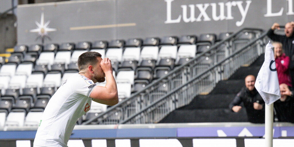 www.swanseacity.com